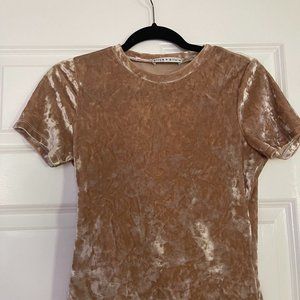 Alice + Olivia Crushed Velvet Pale Gold Short Sleeved Shirt - S/P